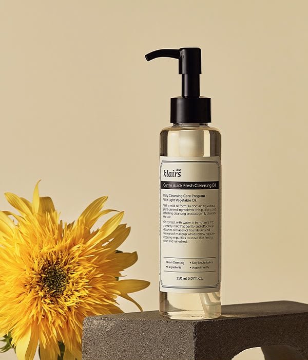 Dear Klairs Gentle Black Fresh Cleansing Oil (150ml) - Image 2